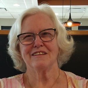 Meet your Posher, Christine